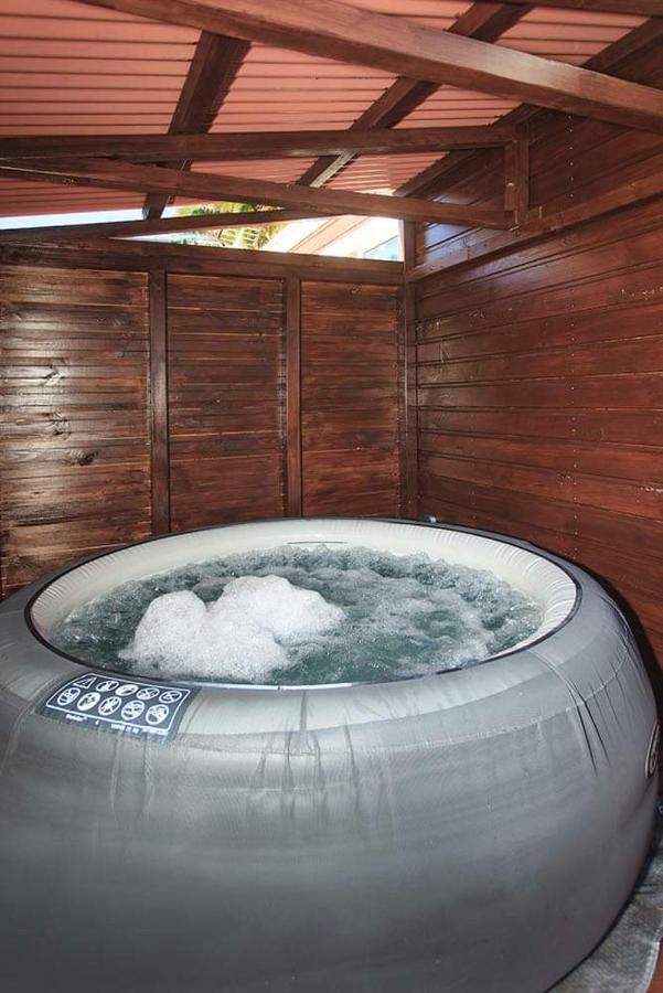 L'Escapade Creole Jacuzzi Privatif Bungalow Ananas Saint-Joseph Extérieur photo